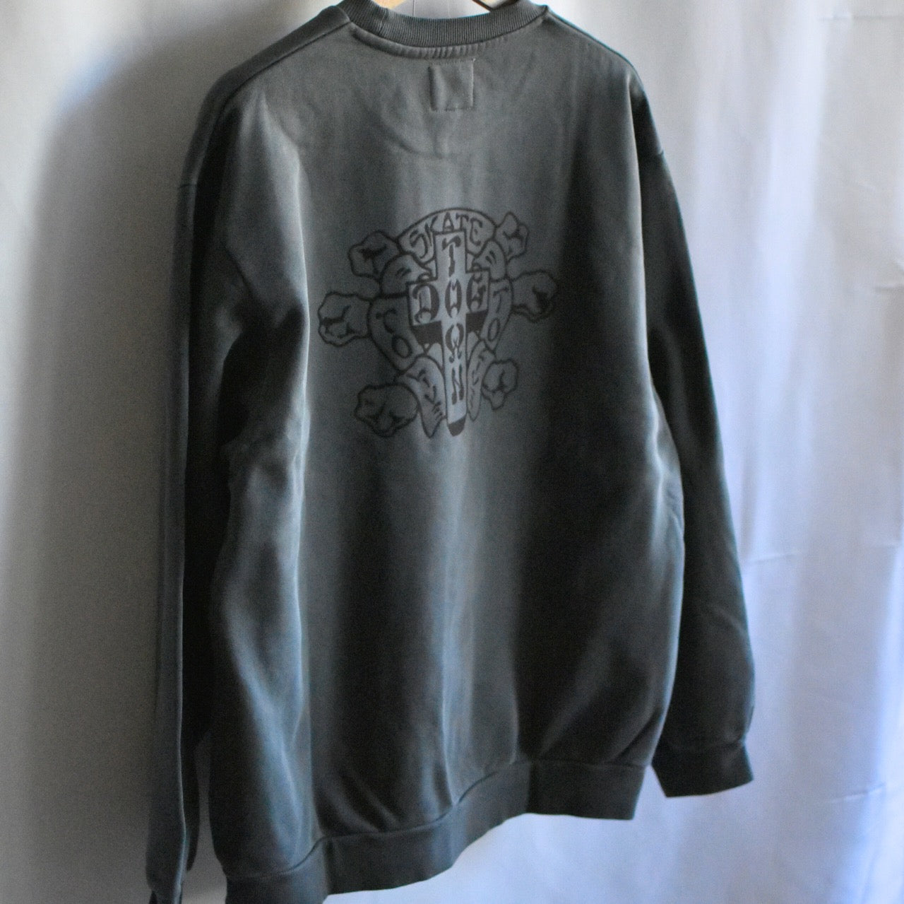 DT SKATE TO LIVE CREW SWEAT