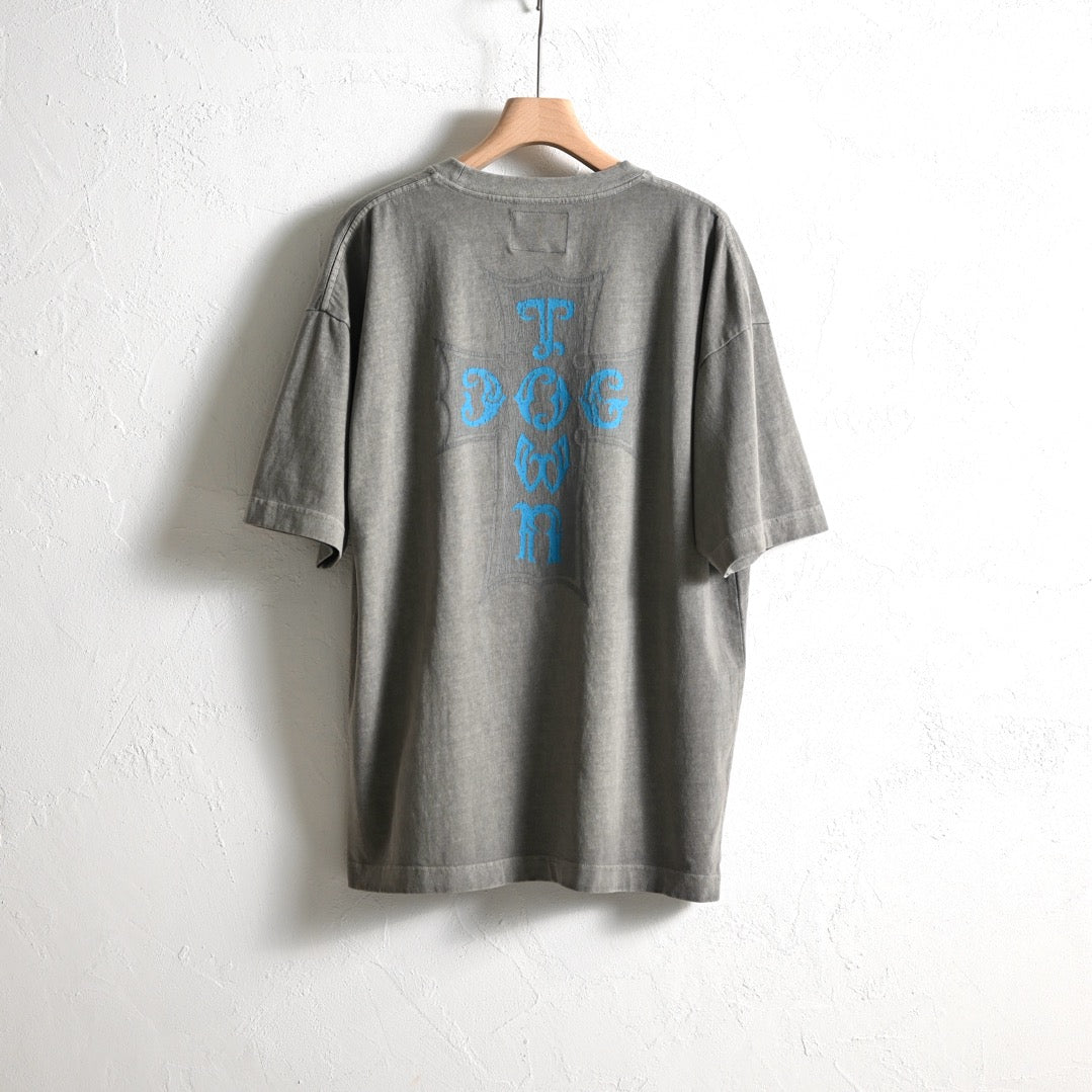【DOGTOWN】クロスロゴピグメントTシャツ