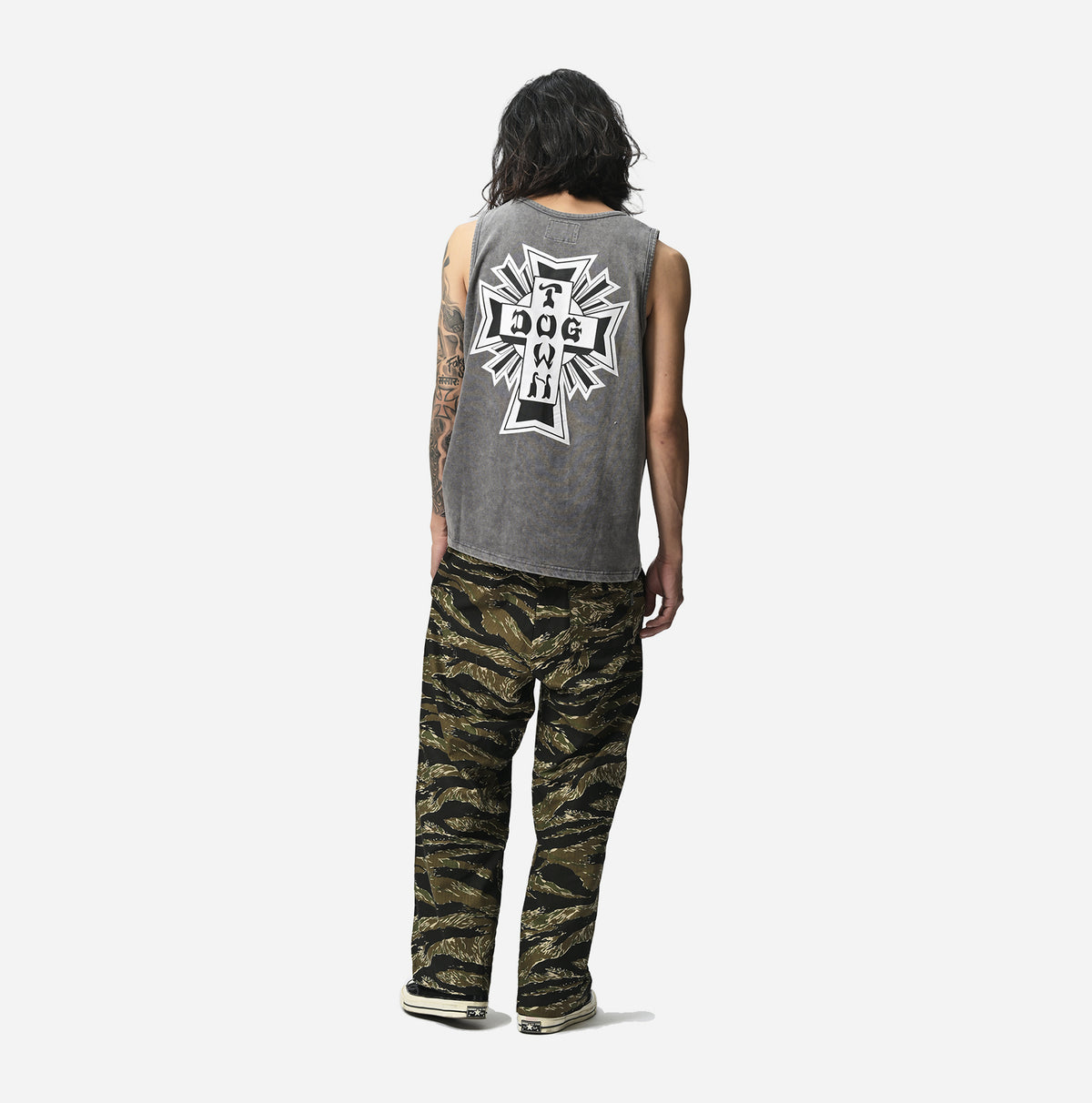 LETTER CROSS TANKTOP