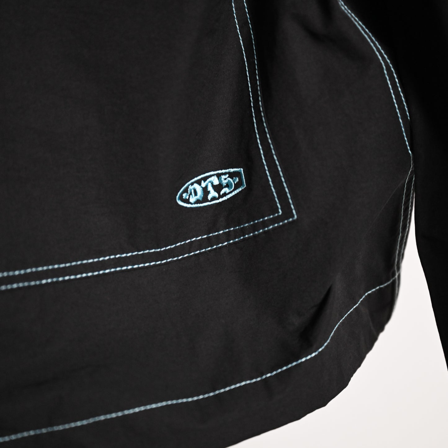 DTS Coverall coach shirt