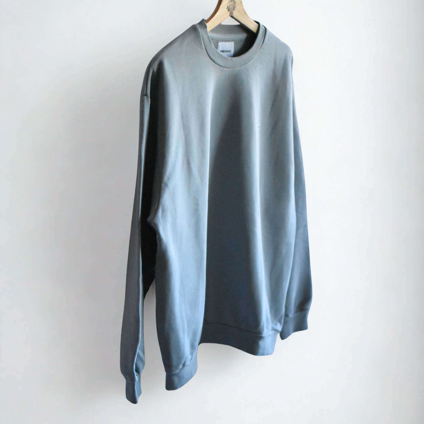 DT SKATE TO LIVE CREW SWEAT