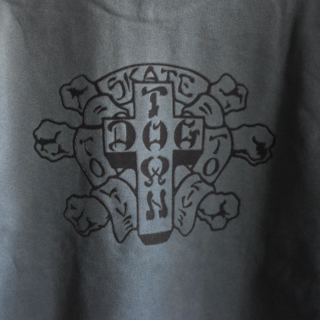 DT SKATE TO LIVE CREW SWEAT