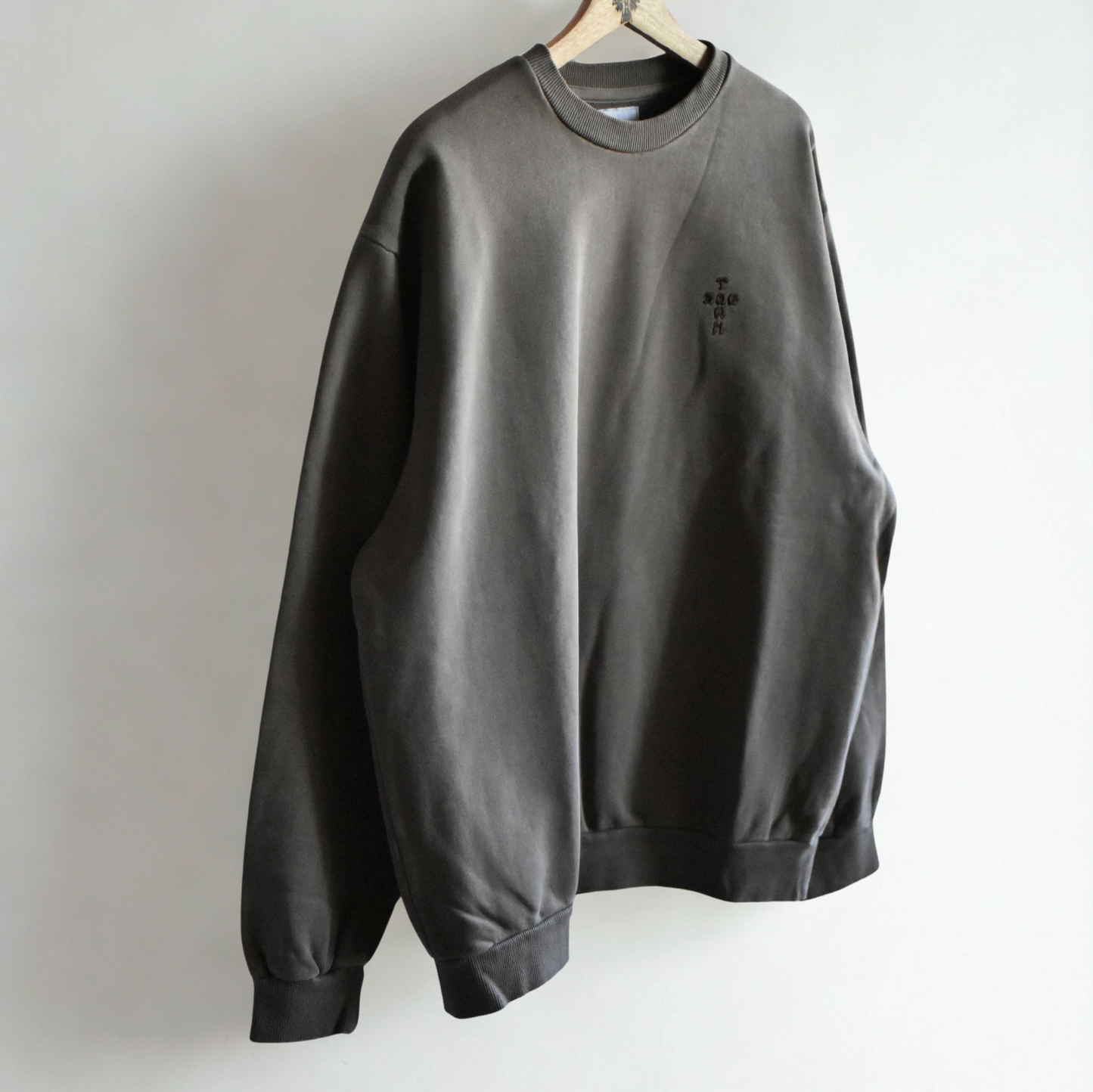 DT SKATE TO LIVE CREW SWEAT