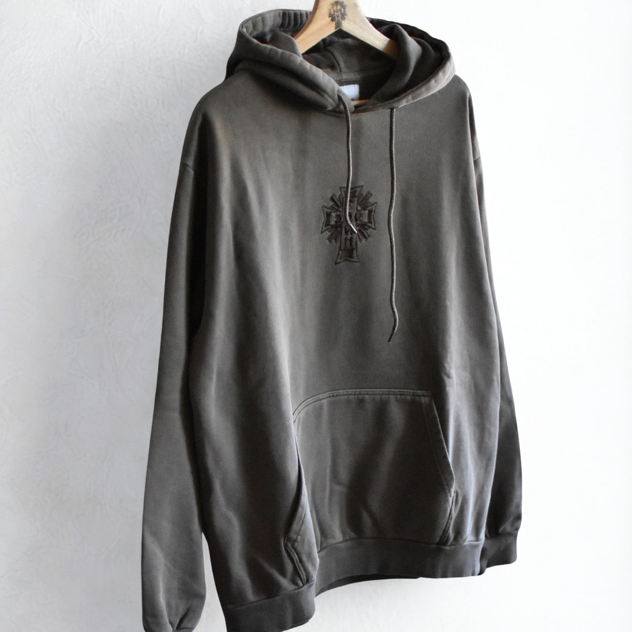 DT PRINT PIGMENT HOODIE