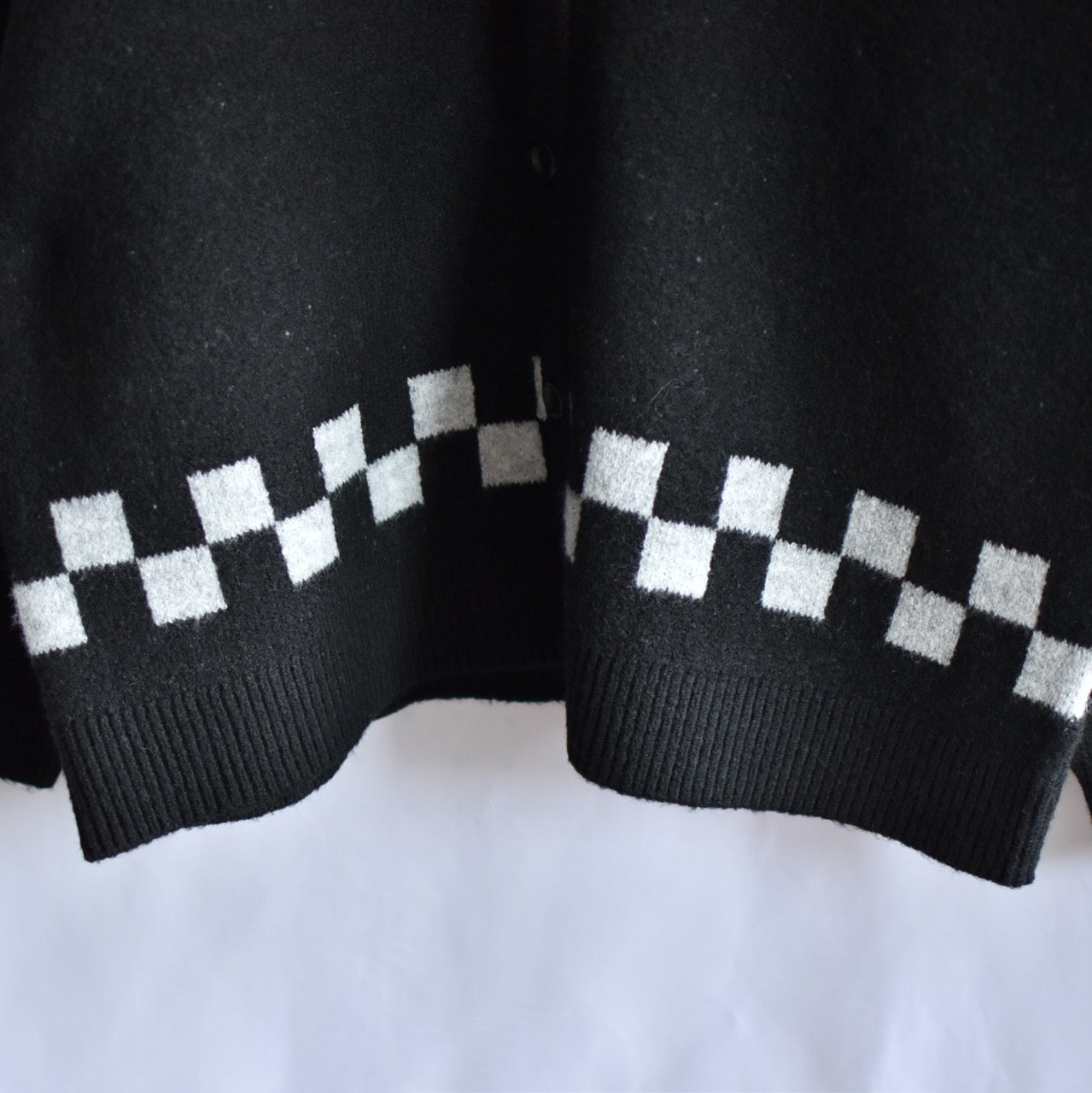 DT SHAGGY KNIT CARDIGAN