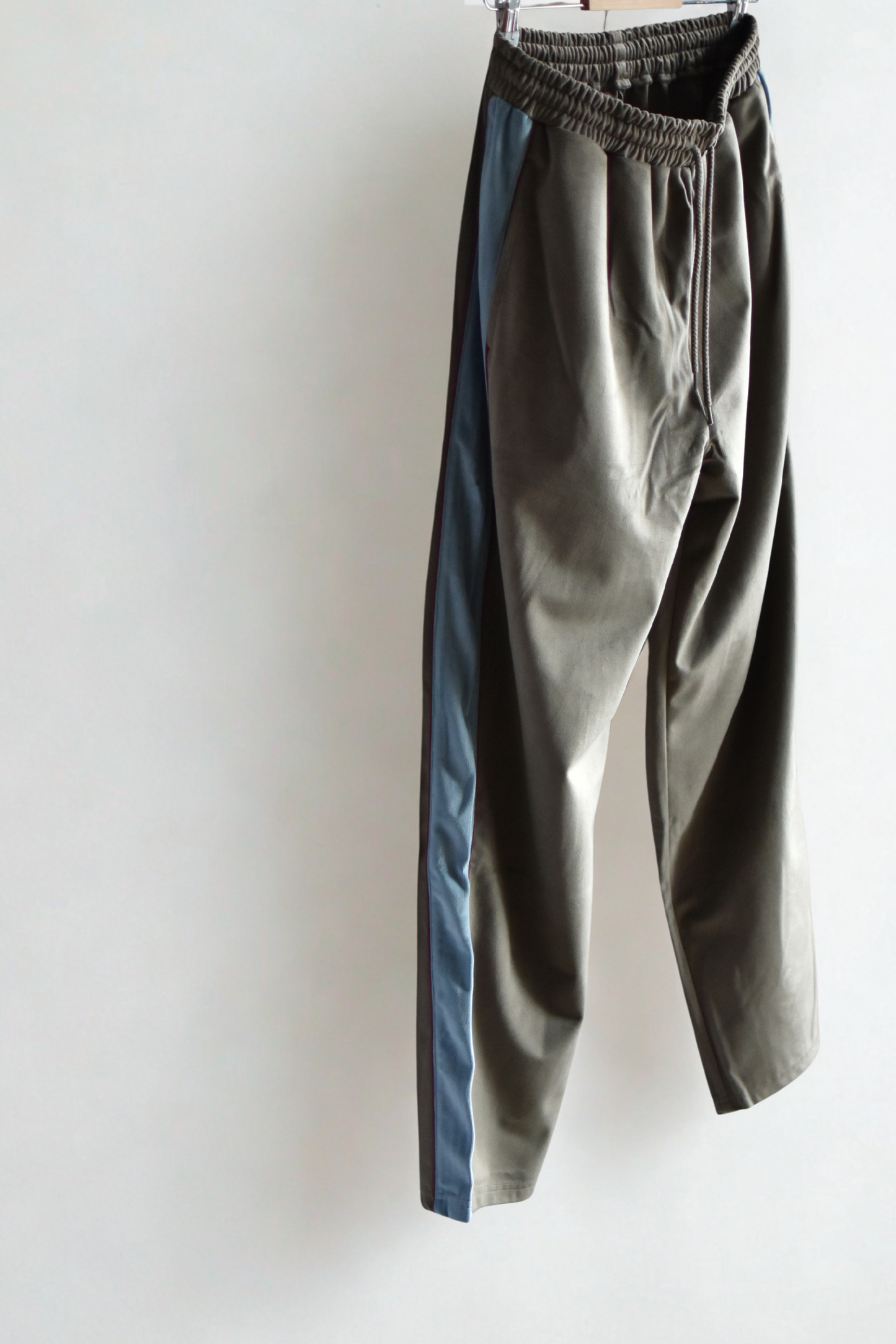 DOGTOWN DT VELOR COLORING TRACK PANTS